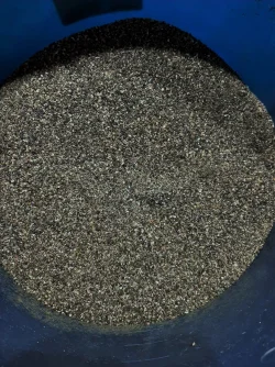 Quikrete grey Play Sand in bucket dry.webp