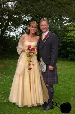 annetteandandyswedding078a.webp