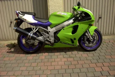 ZX_7R_Right.webp