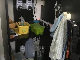 Child proofing an aquarium