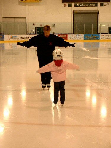 Skating1.JPG