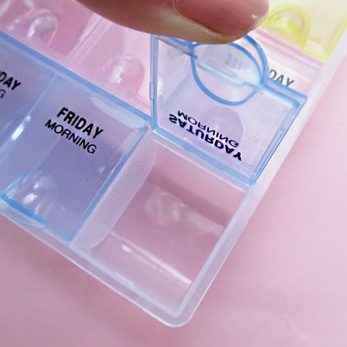 7-day-tablet-pill-storage-box-weekly-medicine.jpg