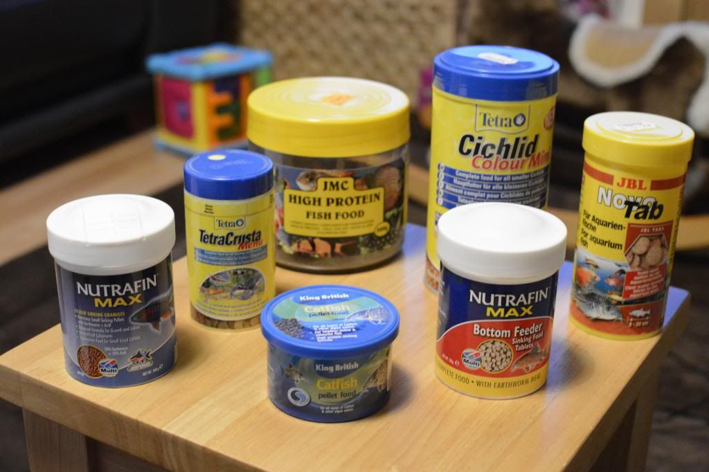 FishFood_zps60296a03.jpg