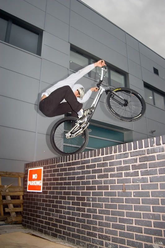 Damonbackwheelweb.jpg
