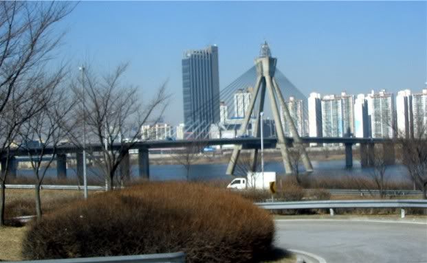 seoulbridge.jpg