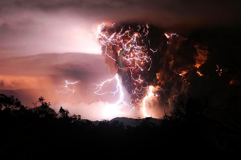 volcano_Puyehue_volcano_Chile.jpg