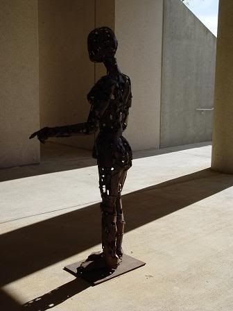 R083--2.jpg